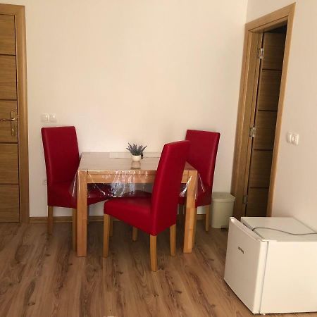 Apartment & Rooms Thomas Korenica Ngoại thất bức ảnh