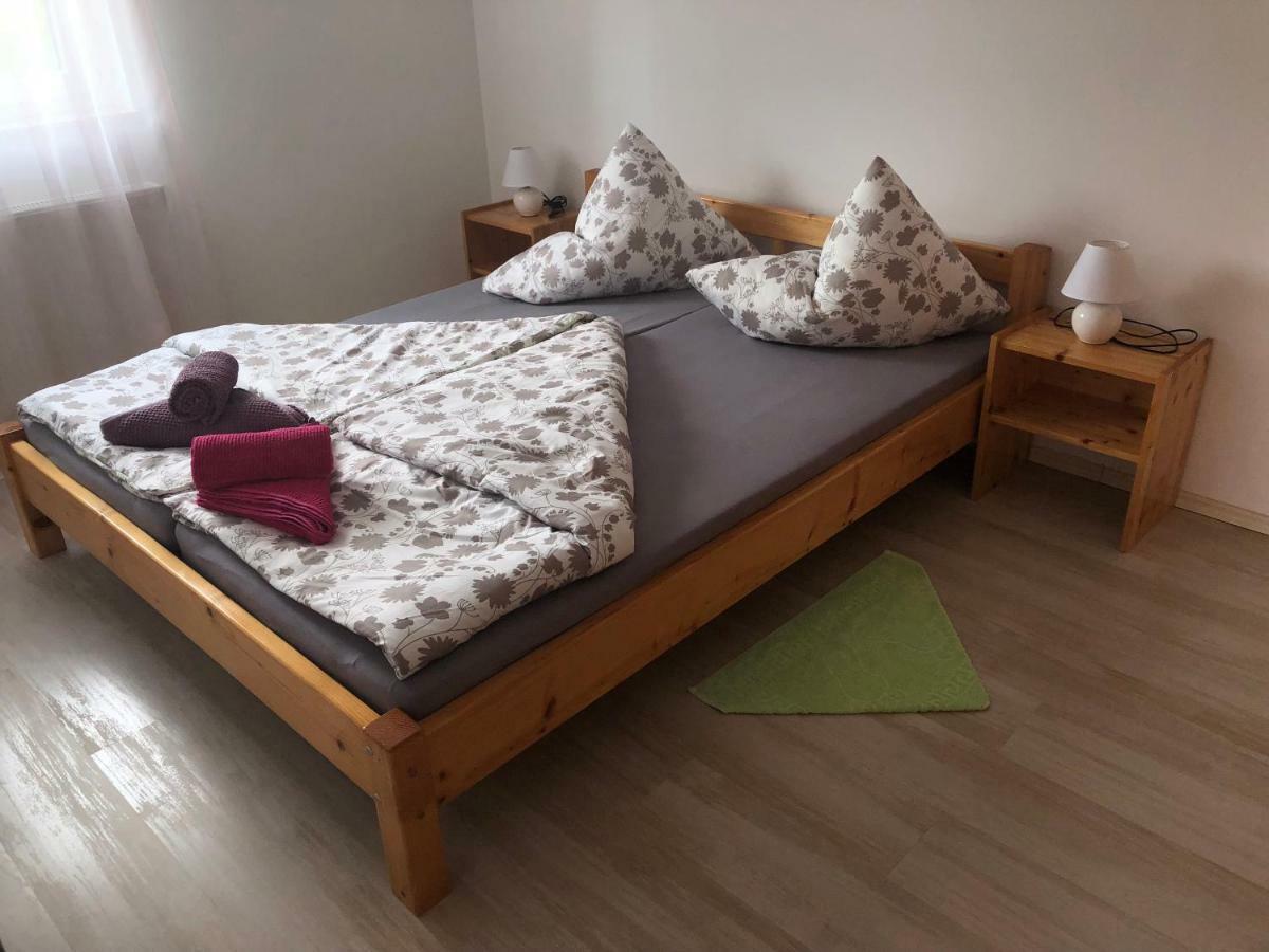 Apartment & Rooms Thomas Korenica Ngoại thất bức ảnh