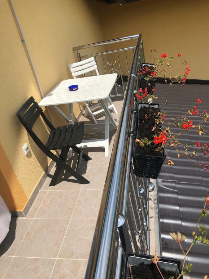 Apartment & Rooms Thomas Korenica Ngoại thất bức ảnh