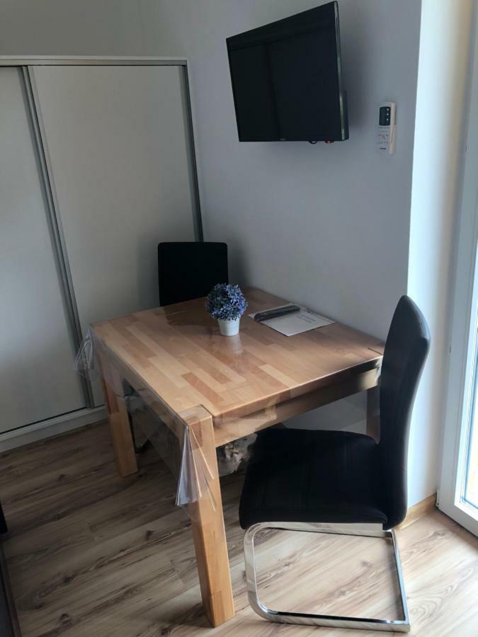 Apartment & Rooms Thomas Korenica Ngoại thất bức ảnh